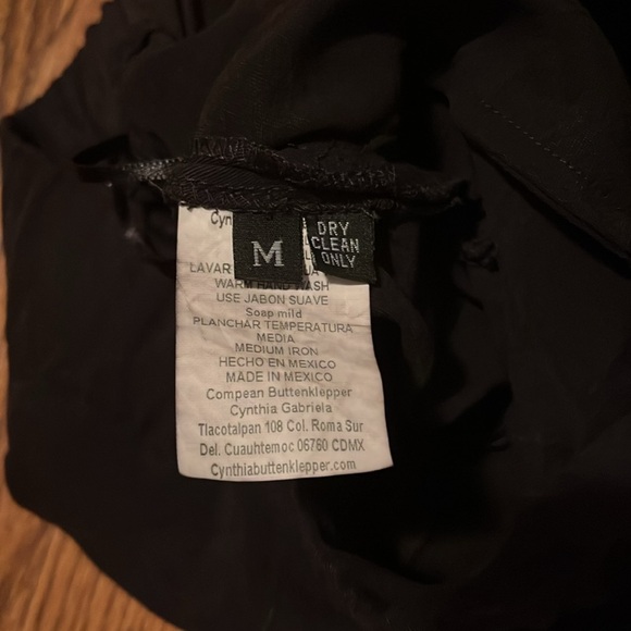 Cynthia Buttenklepper Dress Shorts M - Picture 6 of 7